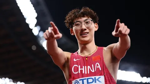 独行侠连克爵士，欧文30+6+9，格雷姆斯24分助力球队四连胜再起航